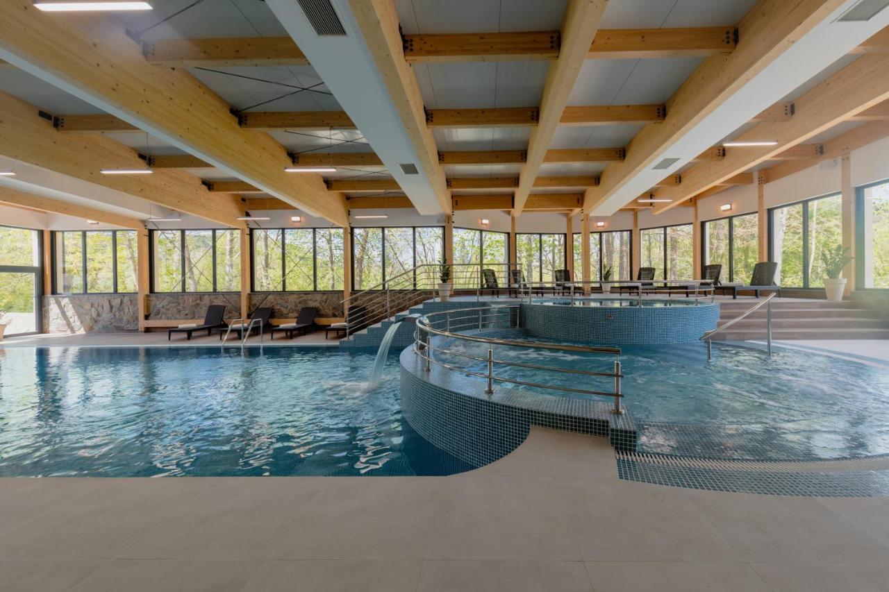 Country Club Zywiec Hotel Spa I Domki Caloroczne Exterior photo