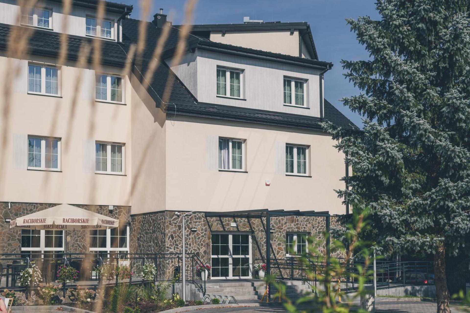 Country Club Zywiec Hotel Spa I Domki Caloroczne Exterior photo